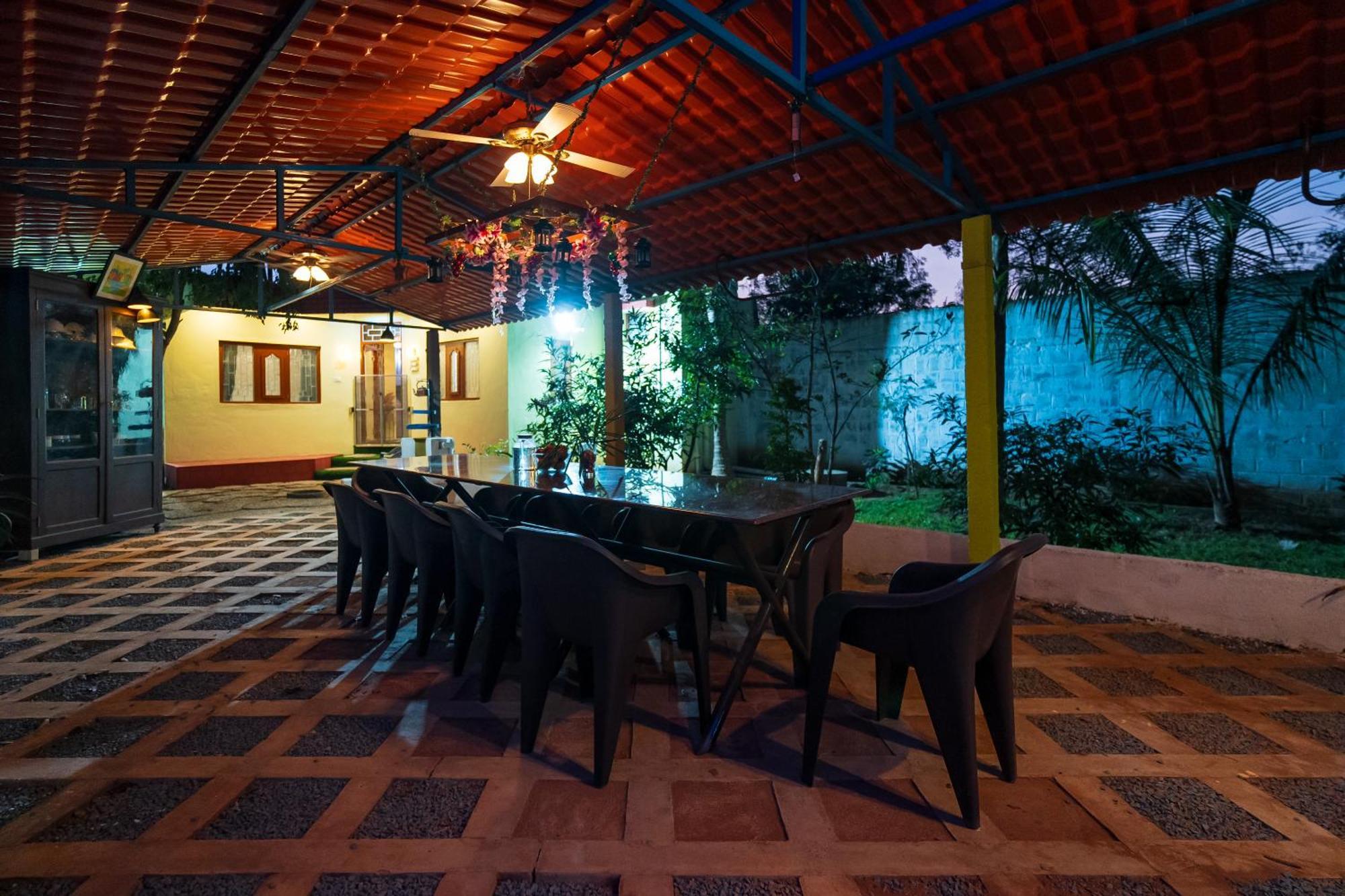 Ntr Garden Hotel Ауровил Екстериор снимка